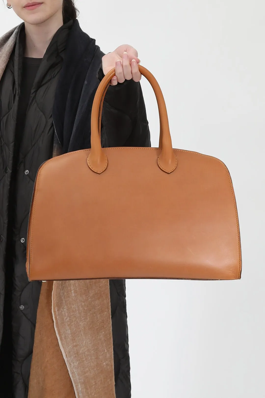 ARDEN HANDBAG IN FRENCH BARENIA LEATHER NATURAL CUOIO