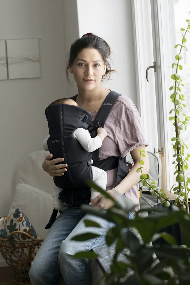 BabyBjörn Baby Carrier Mini Cotton, Black