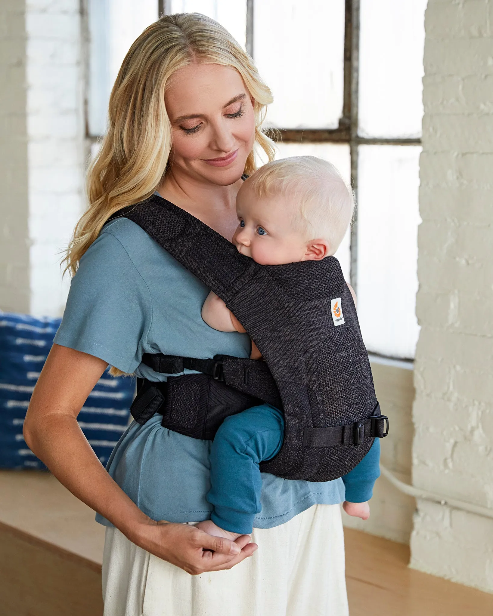 Ergobaby Aerloom Stretch Baby Carrier