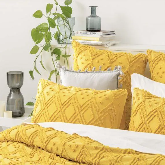 Park Avenue Medallion Cotton Vintage Washed Tufted Quilt Cover Set - Misted Yellow