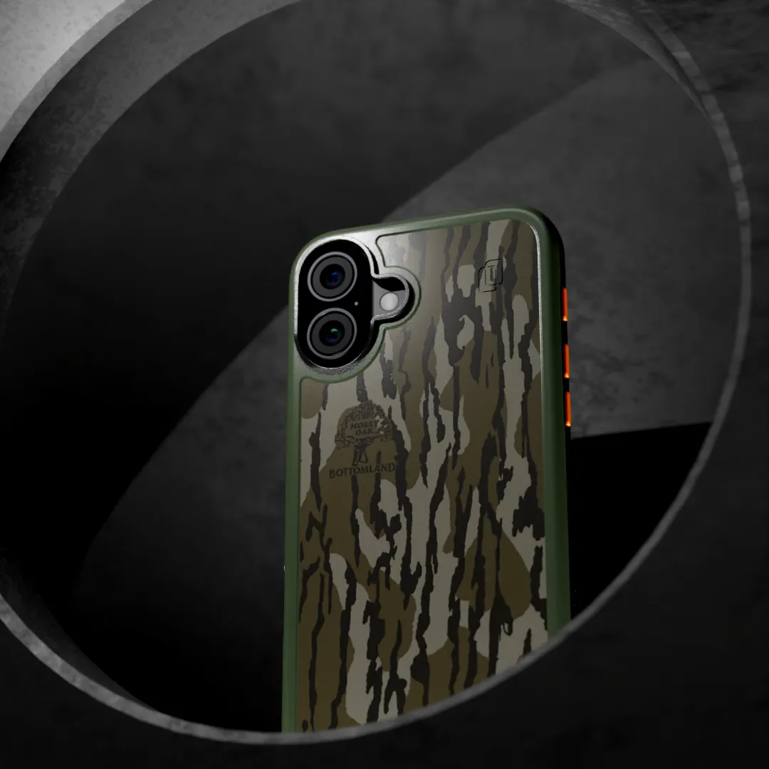 Shock-Absorbent MagSafe® Case for Apple iPhone 16 | Mossy Oak | Bottom Lands | Fortitude Series