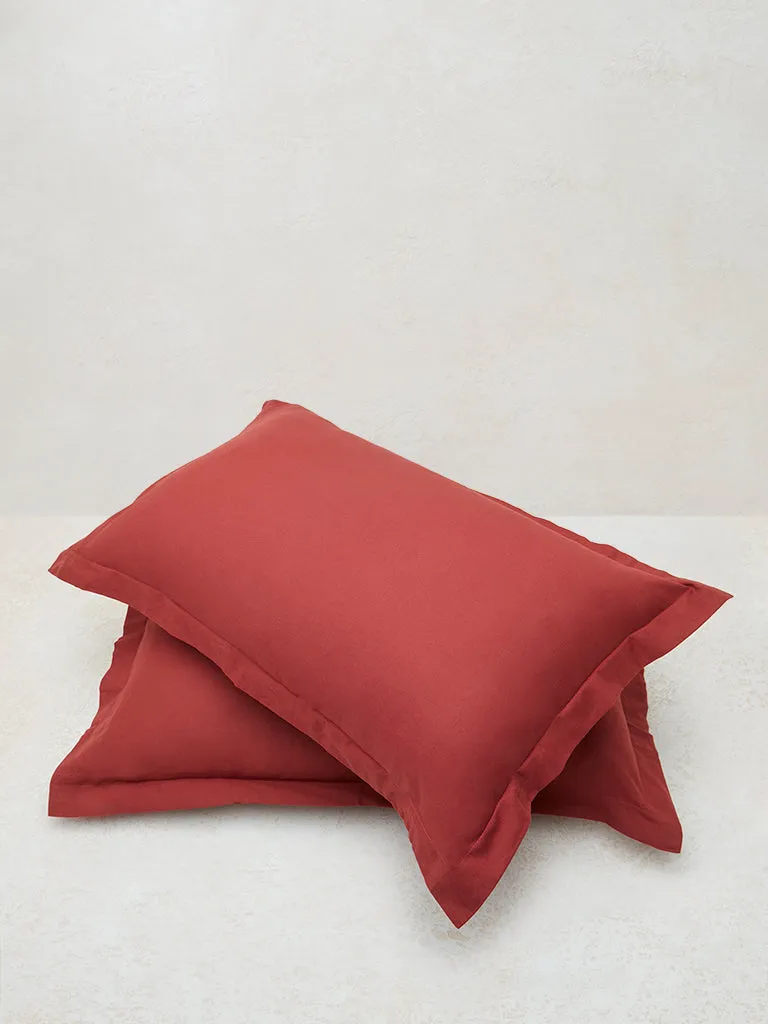 Westside Home Dark Red Solid Pillowcase (Set of 2)